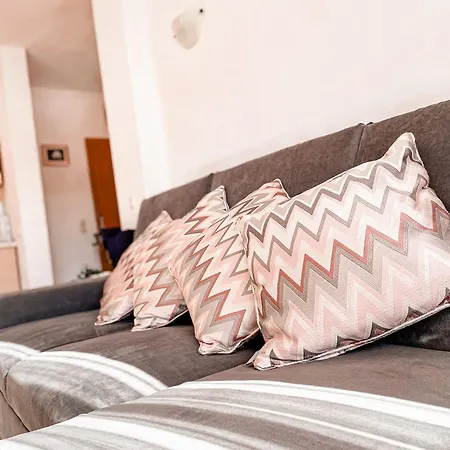 Royal Sun - Vaio - 1br With Balcony - Pool View Apartmán *